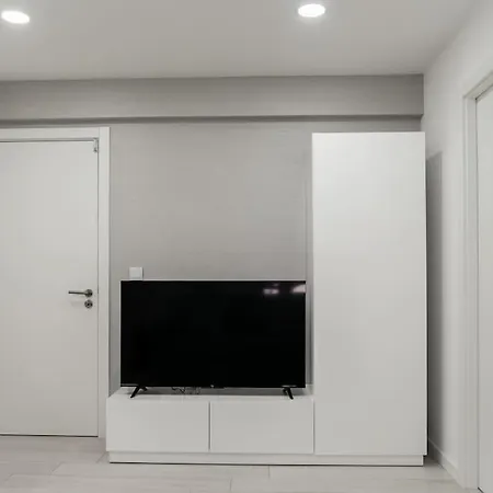 Very Close To - شقة نازاريه